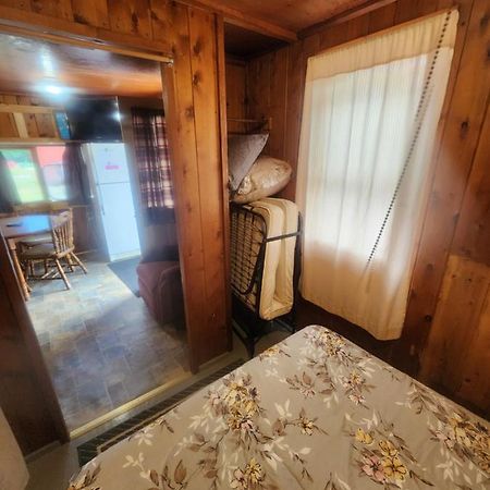 Cabin 2 Manistique Esterno foto
