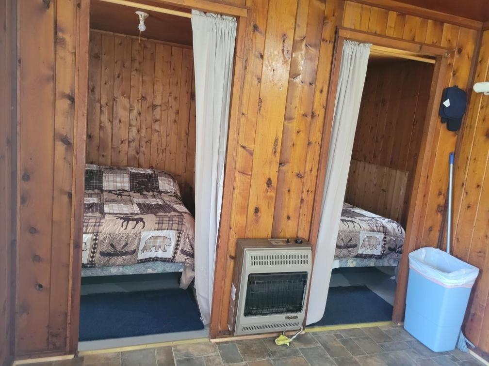 Cabin 2 Manistique Esterno foto